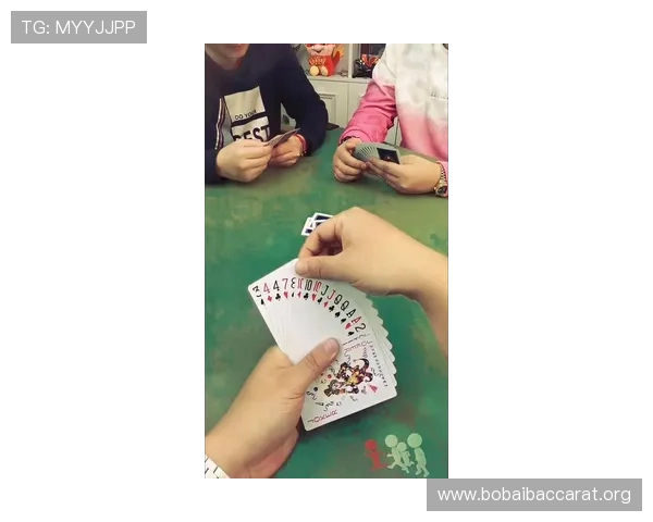 最新真人麻将免费下载资源，丰富玩法让你尽享真实牌桌的刺激与乐趣